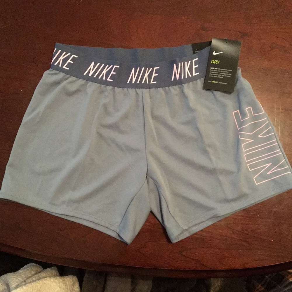 Nike Girls Running Shorts: 16 (XL) - Picture 4 of 8